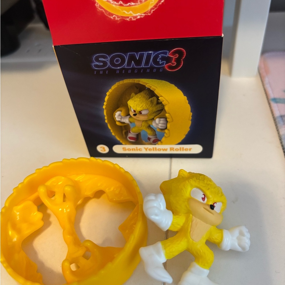 McDonald’s Sonic 3 Yellow Roller Happy Meal Toy